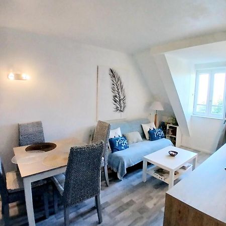 Cosy Appartement Dans Une Villa Avec Piscine, Proche Du Centre Et De La Mer Cabourg Exterior foto