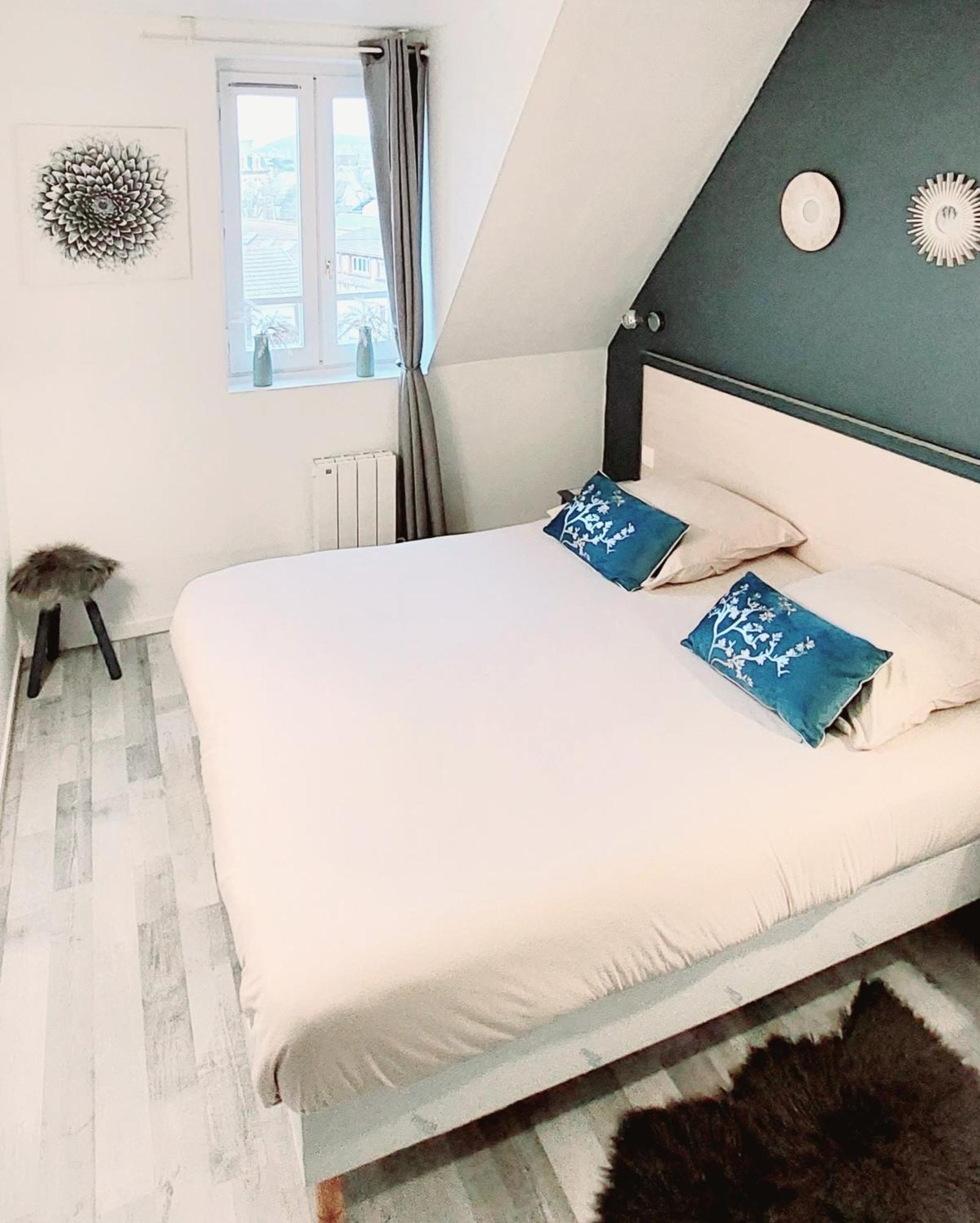 Cosy Appartement Dans Une Villa Avec Piscine, Proche Du Centre Et De La Mer Cabourg Exterior foto